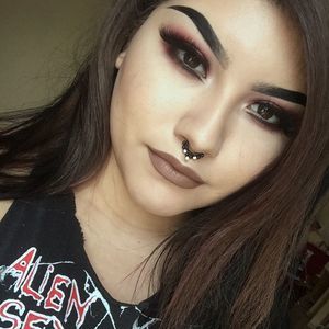 Meet your Posher, Marilyn